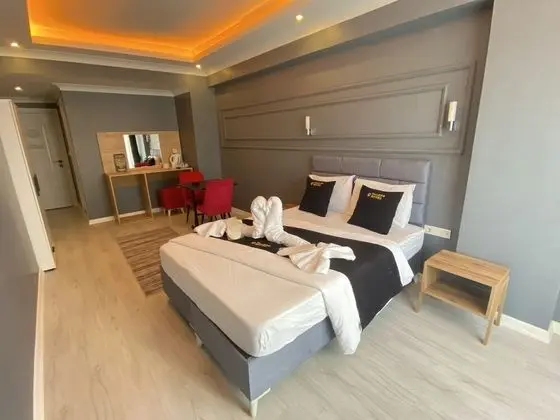Comfort Tek Büyük Yataklı Oda