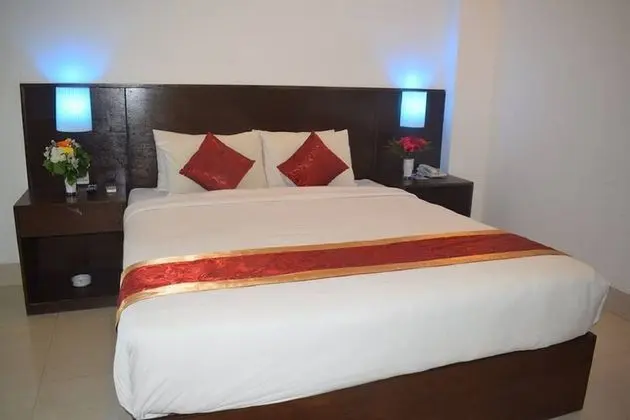 Standard Tek Büyük Yataklı Oda, 1 En Büyük (King) Boy Yatak, Balkon, Bahçe Manzaralı