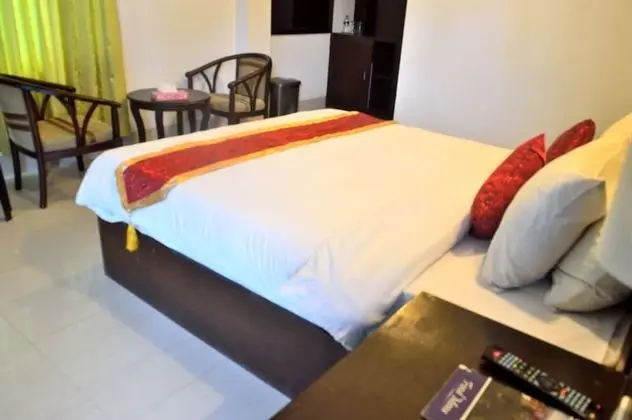 Standard Tek Büyük Yataklı Oda, 1 En Büyük (King) Boy Yatak, Balkon, Bahçe Manzaralı