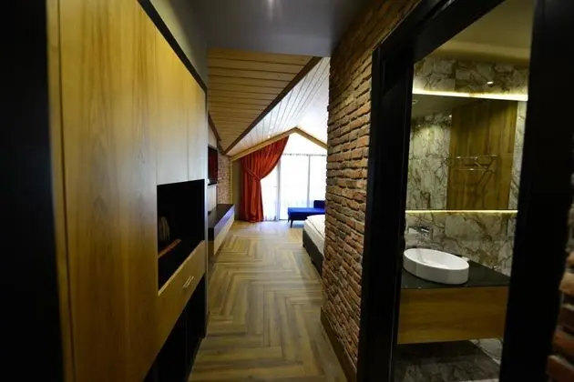 Suite, , Jakuzili