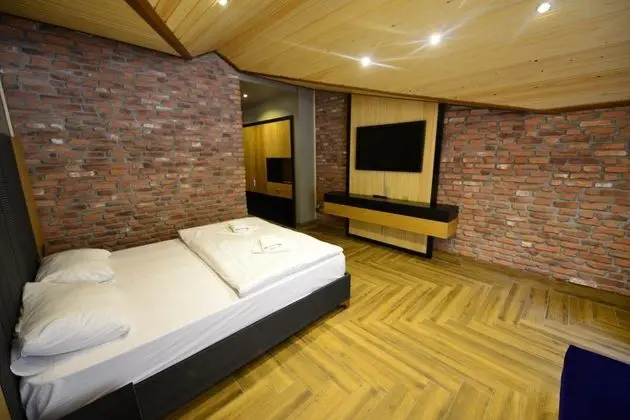 Suite, , Jakuzili