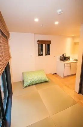 Üç Kişilik Oda (with Terrace)