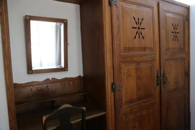 Standard Tek Büyük veya İki Ayrı Yataklı Oda (Single Use )