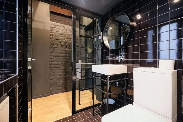 Tek Büyük Yataklı Oda, Özel Banyo (DoubleBox)