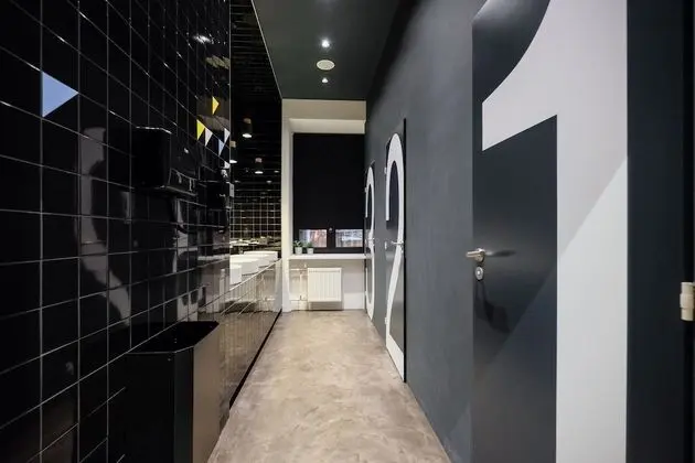 Tek Kişilik Oda, Ortak Banyo (MonoBox)