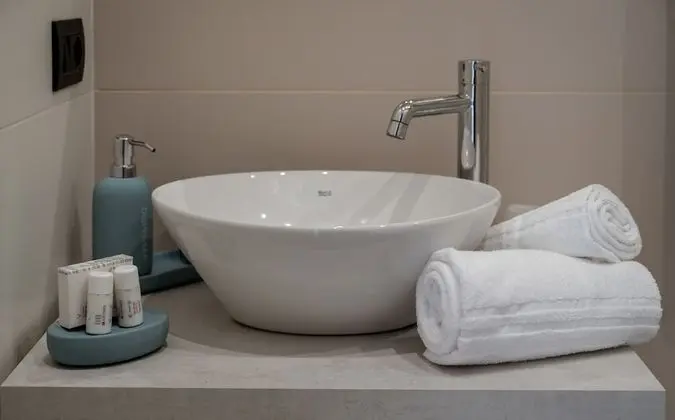 Deluxe Tek Büyük veya İki Ayrı Yataklı Oda