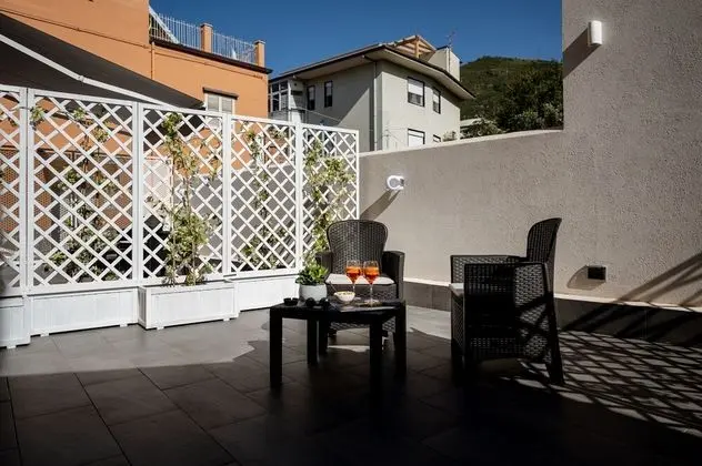 Deluxe Tek Büyük veya İki Ayrı Yataklı Oda