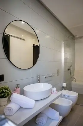 Deluxe Tek Büyük veya İki Ayrı Yataklı Oda