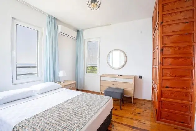 Villa Aile Odası
