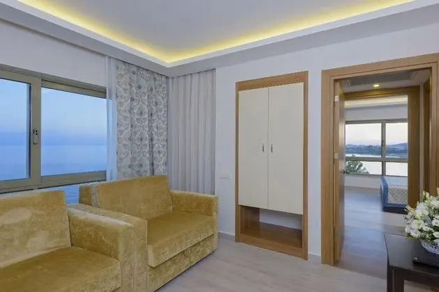 Bay Konaklama Aile Odası