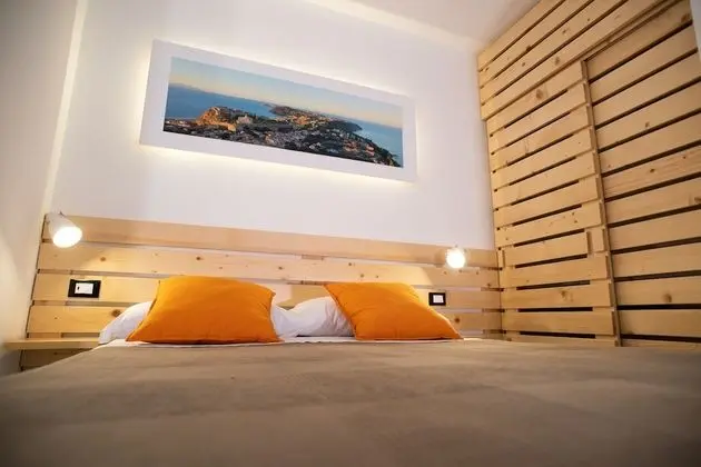 Classic Tek Büyük Yataklı Oda (Wood)