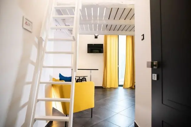 Junior Stüdyo Süit, Balkon (Orange)