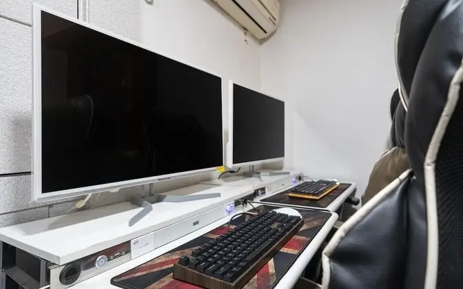 Oda (Couple PC Room (GTX3070 Logitech 102G)
