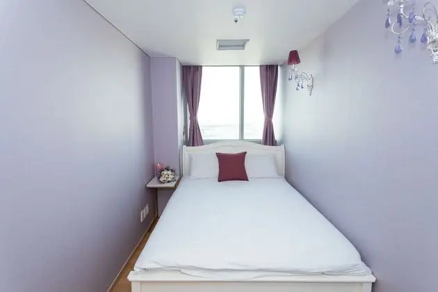 Tek Kişilik Oda, Sadece erkekler için