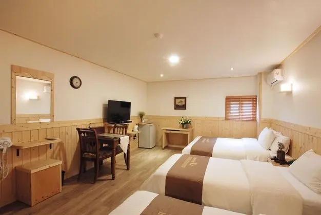 Deluxe Triple Room (Shuttle Service until 11:00 PM)