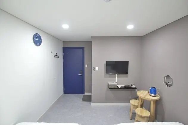 Basic Üç Kişilik Oda