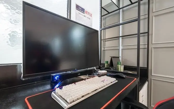 Oda (VIP Movie Room (75-inch Cheese Smart )