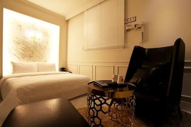 Oda (Deluxe-Spa bath (Air purifier system )
