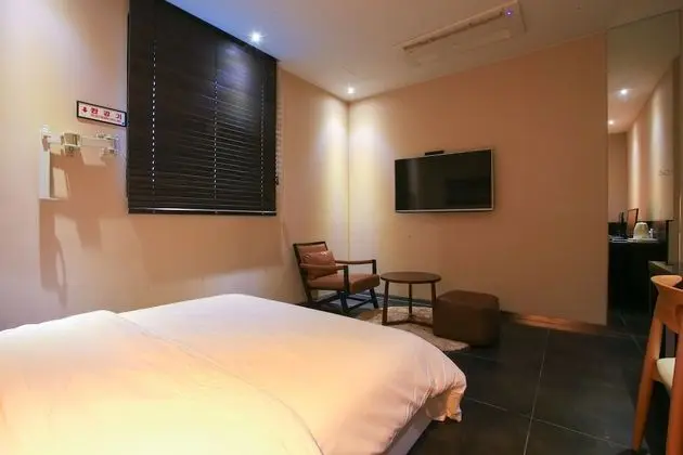 Oda (Deluxe-Spa bath (Air purifier system )