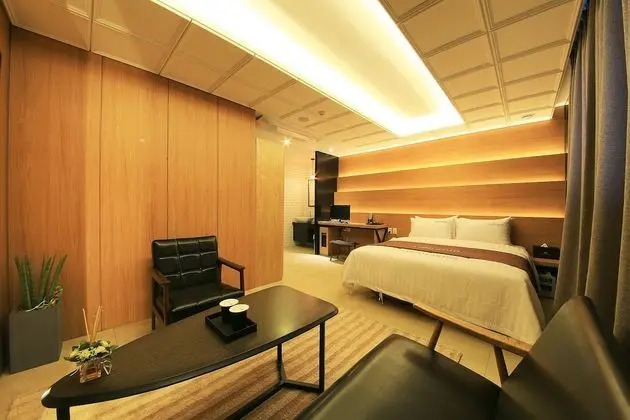 Oda (Deluxe Double (100% Hungarian Goose D)