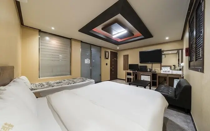 Oda (Twin bed-air purifier (queen single b)
