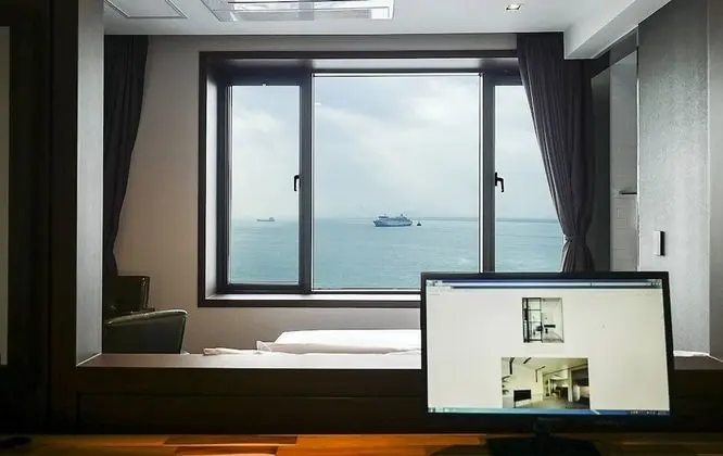 Blue Marine (Full Ocean View)