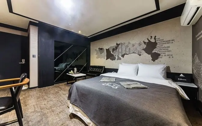 Oda (Semi-Special Room)