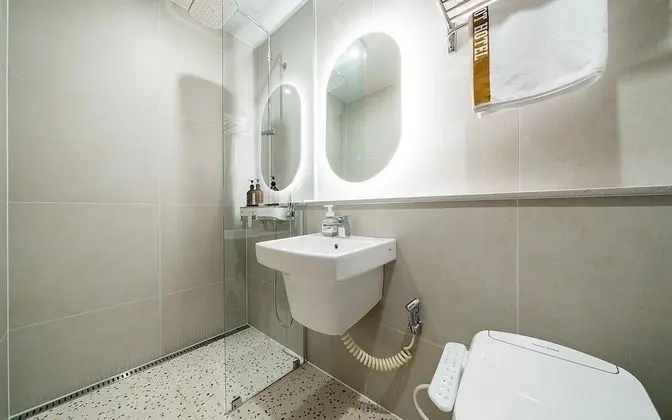 Oda (Deluxe Twin (OTT) (Styler Bathtub))