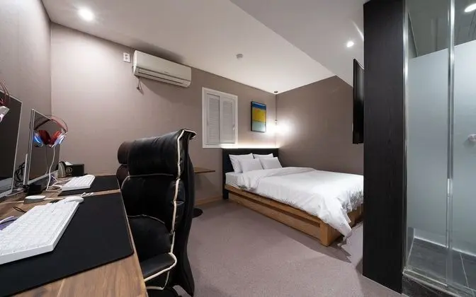 Oda (Non-Smoking Room (2PC GTX1060 Netflix)