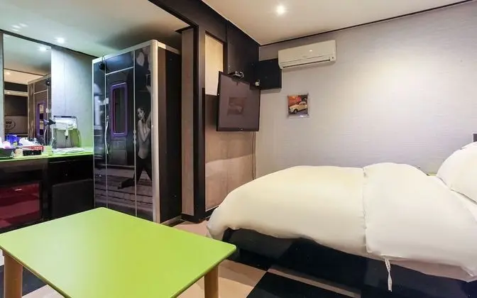 Oda (Special room (2 high-spec PCs) (GeFor)