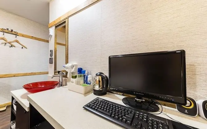 Oda (Standard room (Netflix viewing availa)
