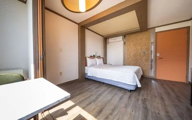 Oda (Special Room)