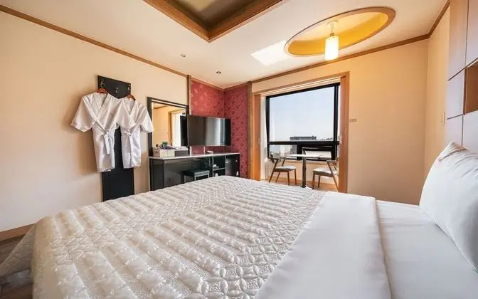 Oda (Special Room)