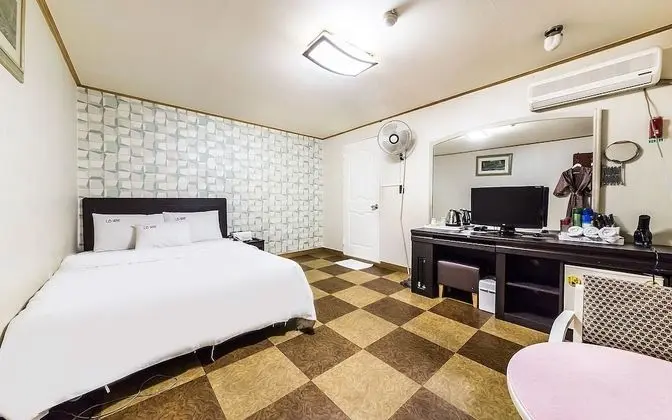 Oda (Standard Room)