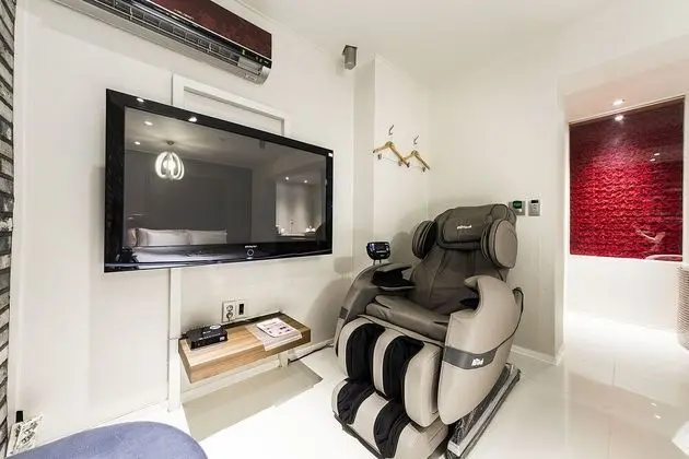 Oda (VIP suite (massage chair))