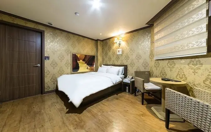 Oda (Special Room)