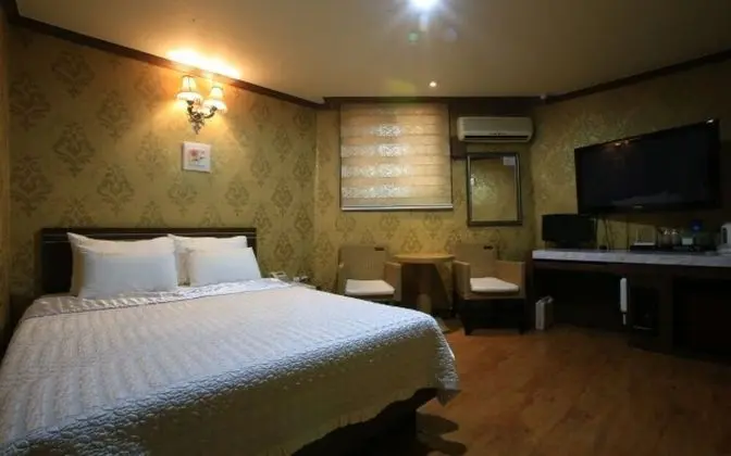 Oda (Standard Room)