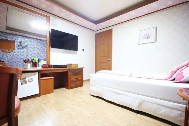 Oda (Common Room)