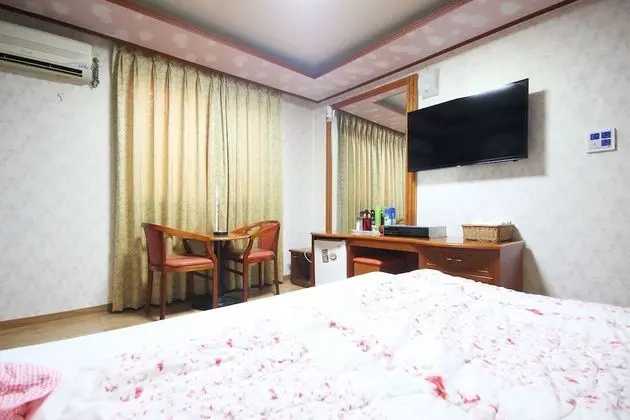 Oda (Common Room)