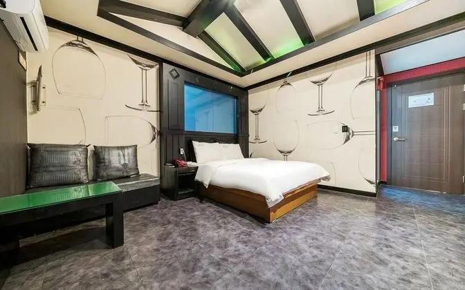 Oda (Standard room)