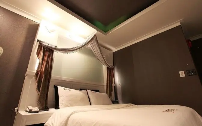 Oda (Standard room)