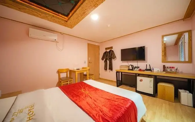 Oda (Standard room)