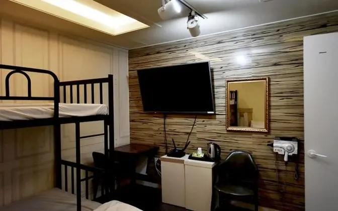 Oda (Superior room (Netflix available))