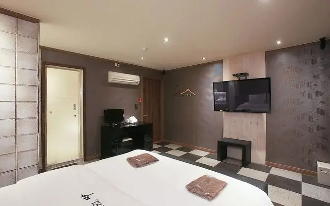 Oda (Standard room)