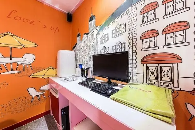 Oda (Air Purifier - Standard Plus (Netflix)