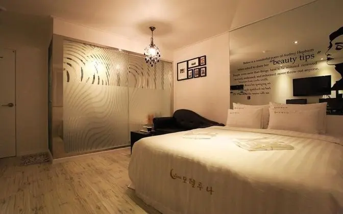 Oda (Deluxe Room (Whirlpool PC II))