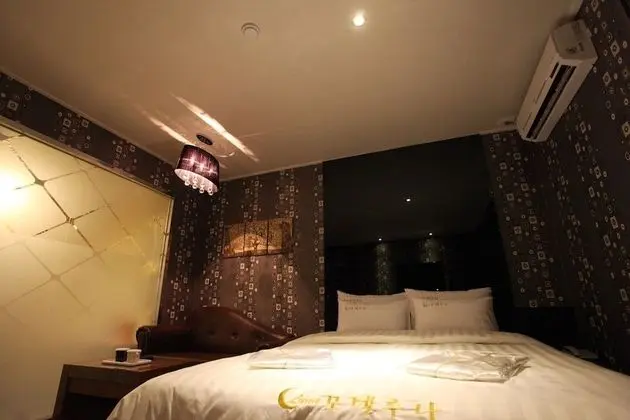 Oda (Deluxe Room (Whirlpool PC II))