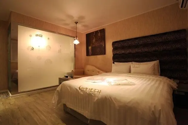 Oda (Deluxe Room (Whirlpool PC II))