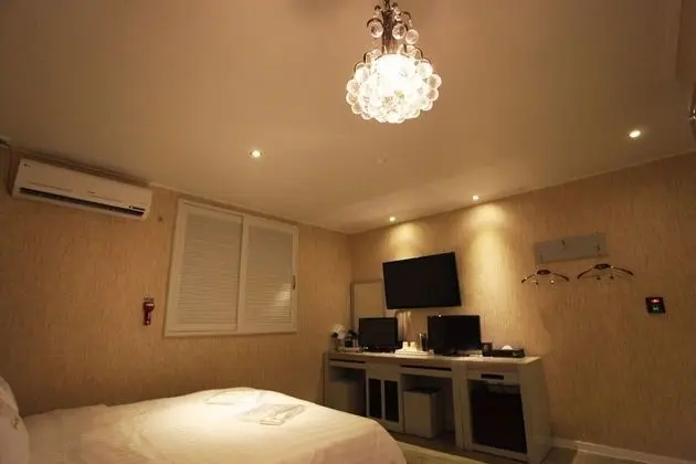 Oda (Deluxe Room (Whirlpool PC II))