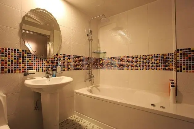 Oda (Deluxe Room (Whirlpool PC II))